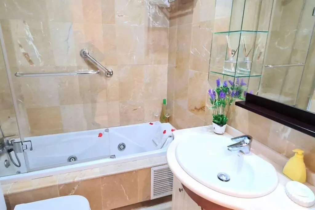 Luxury Penthouse With Ocean Views &Private Jacuzzi Apartment Estepona