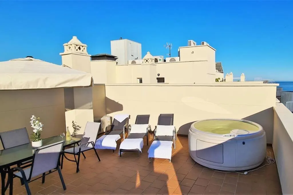 Luxury Penthouse With Ocean Views &Private Jacuzzi contacts